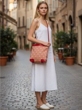 ✨ AUTHENTIC ✨Ferragamo Gancini Monogram Crossbody Bag - Orange